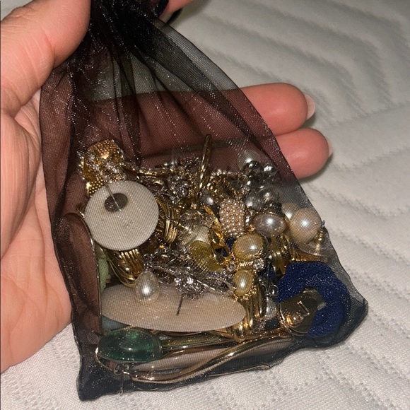 Assorted Jewelry Bundle - Picture 1 of 3